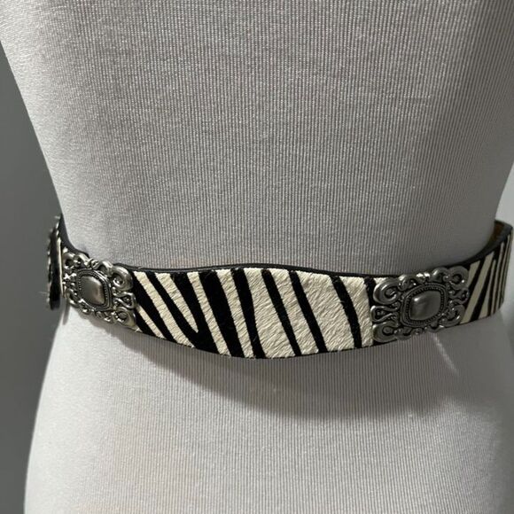 NWOT Topshop Zebra Haircalf Black White Silver-toned Buckle Leather Belt XS/S - Picture 11 of 11
